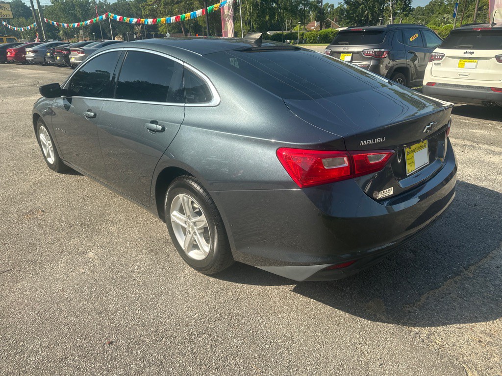 2020 Chevrolet Malibu Image 3