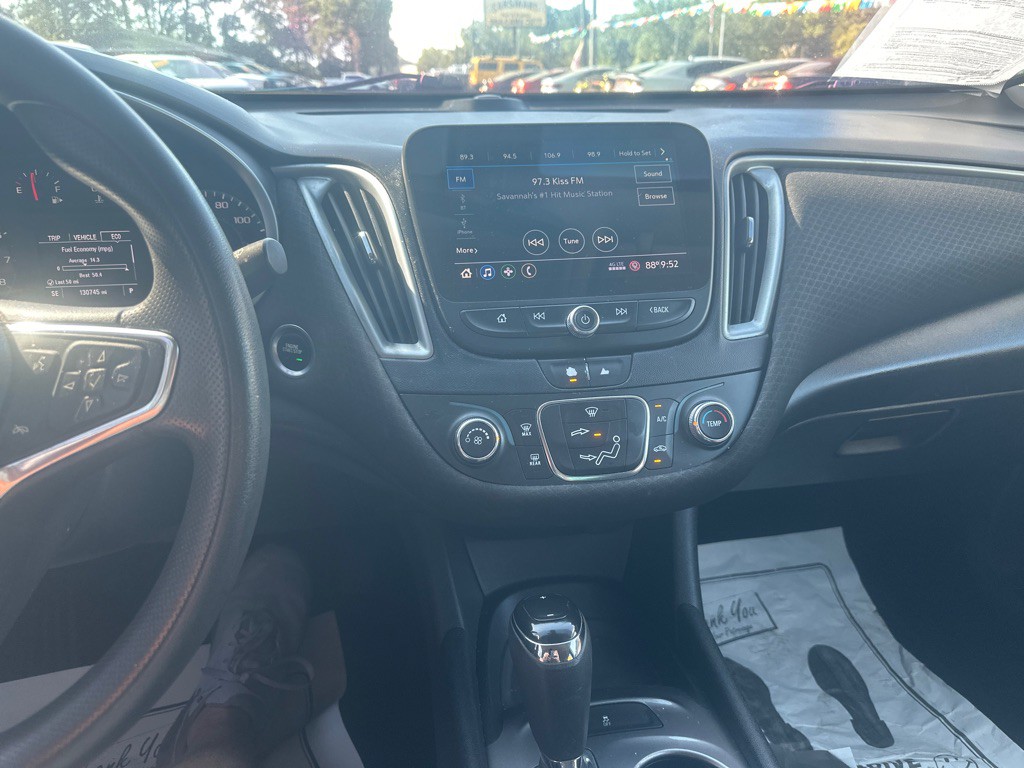 2020 Chevrolet Malibu Image 10