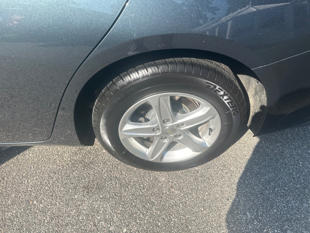 2020 Chevrolet Malibu Image 18