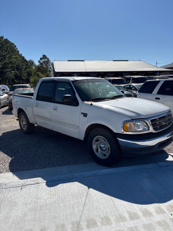 2003 Ford F-150 Image 2