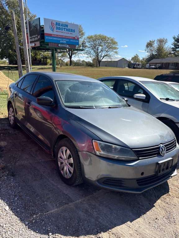 2012 Volkswagen Jetta Image 2