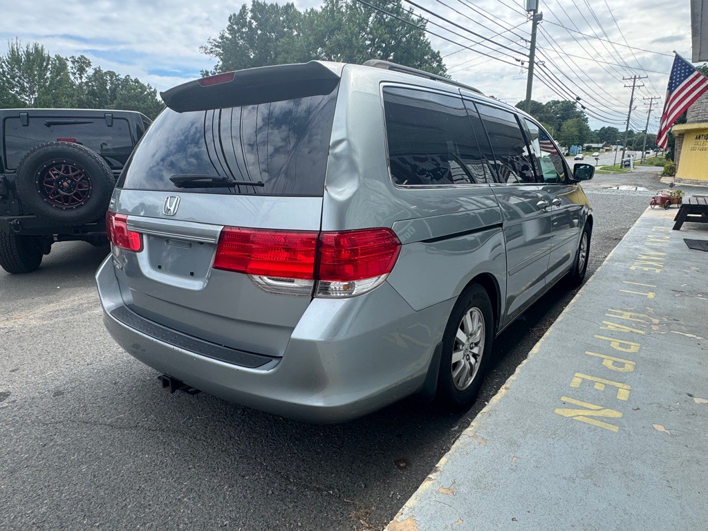 2009 Honda Odyssey Image 2