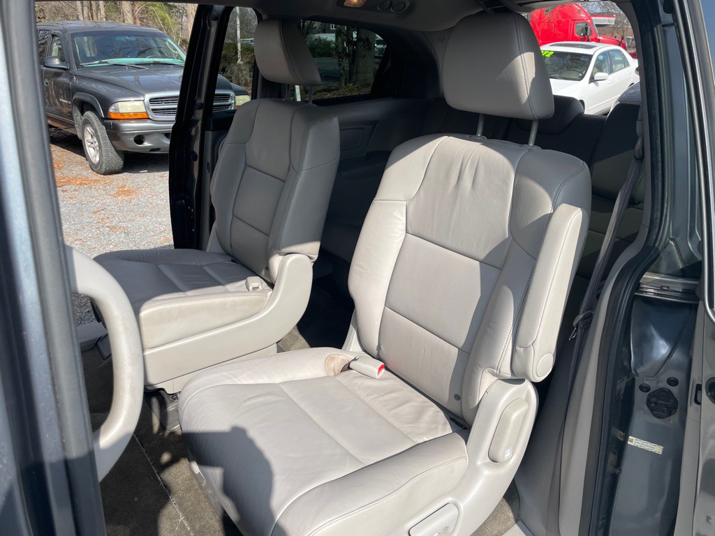 2013 Honda Odyssey Image 5