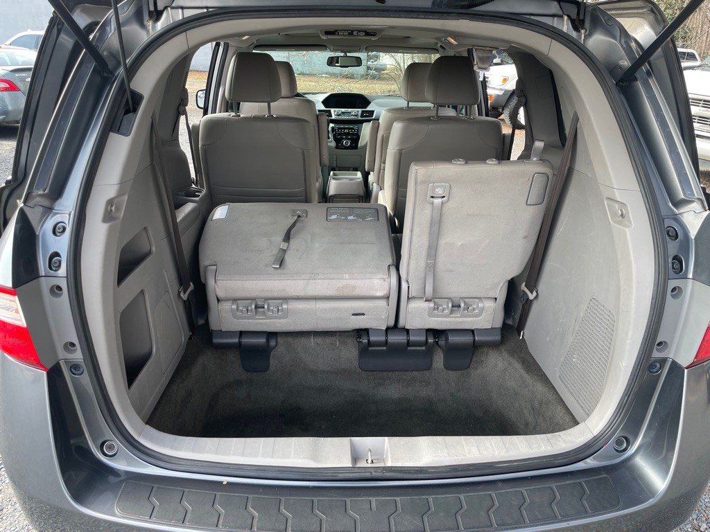 2013 Honda Odyssey Image 8