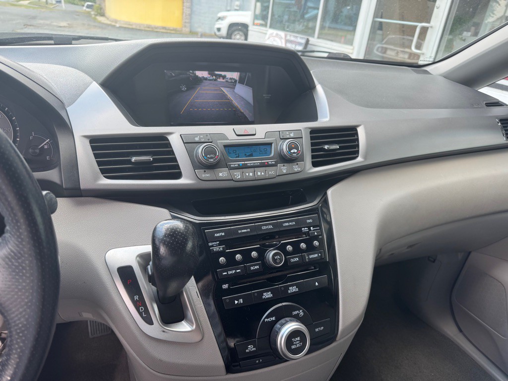2013 Honda Odyssey Image 22