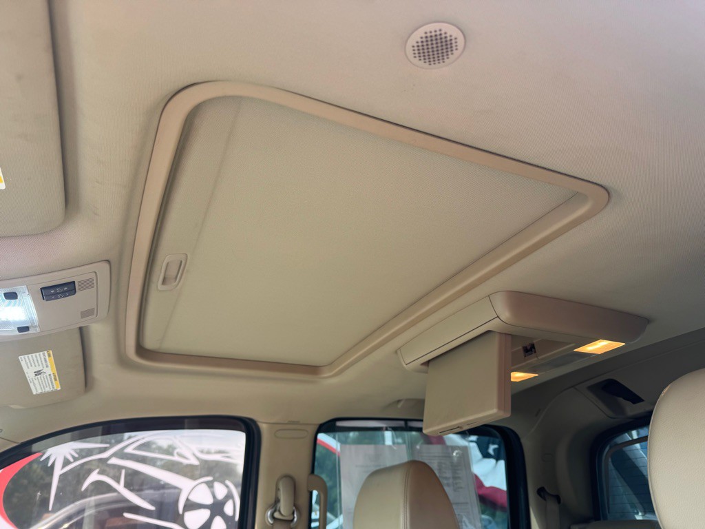 2007 Chevrolet Avalanche Image 13