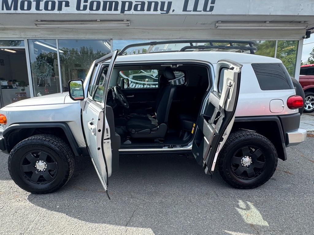 2007 Toyota FJ Cruiser Image 8