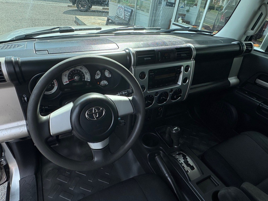 2007 Toyota FJ Cruiser Image 11