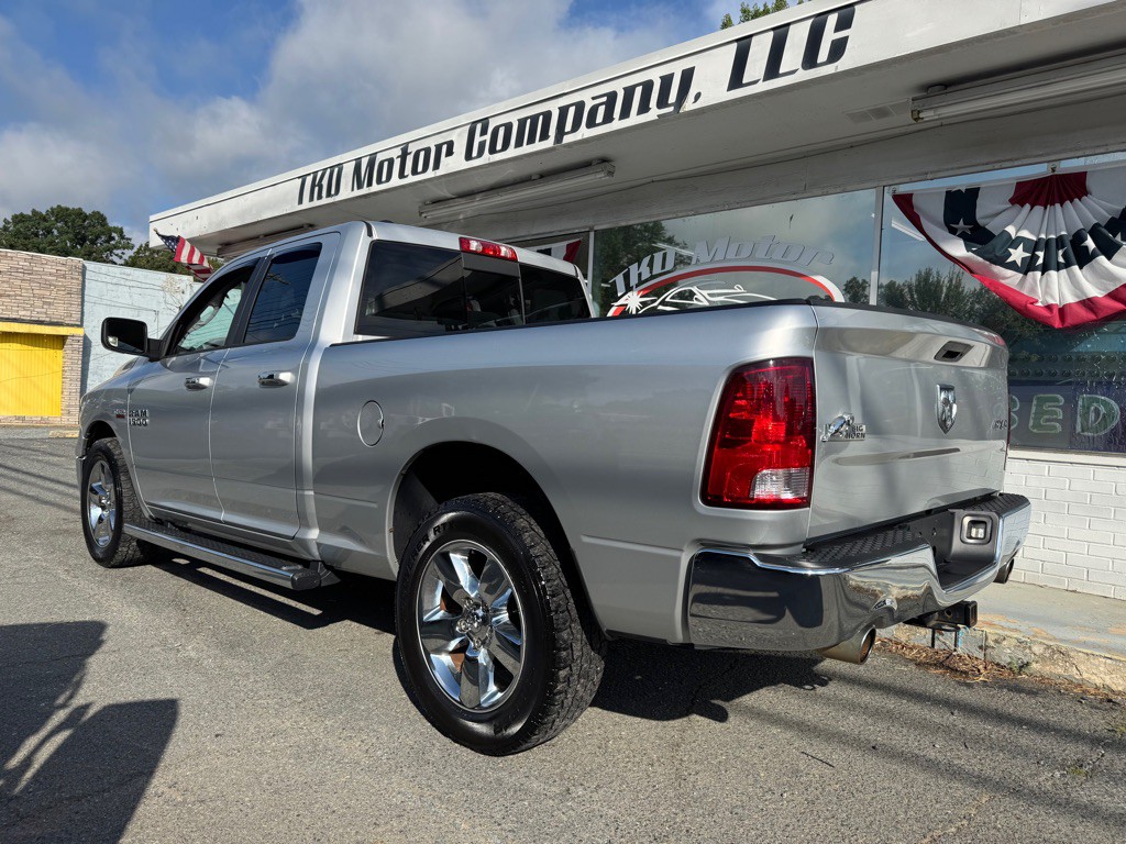 2013 RAM 1500 Image 3