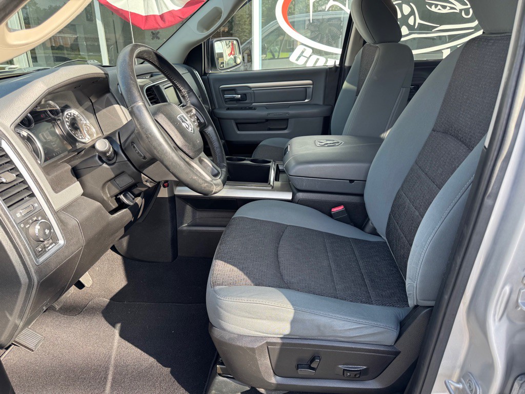 2013 RAM 1500 Image 8