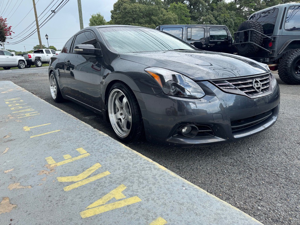 2011 Nissan Altima Image 4