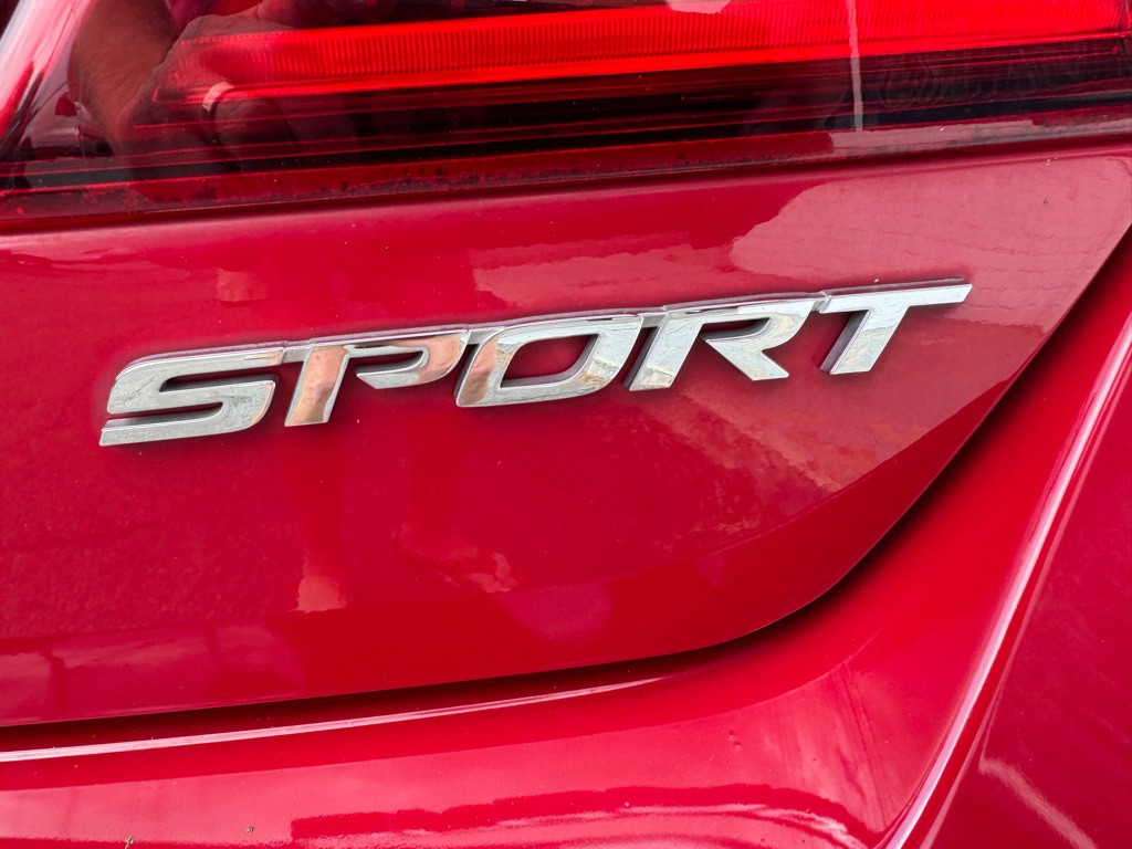 2016 Honda Accord Image 5