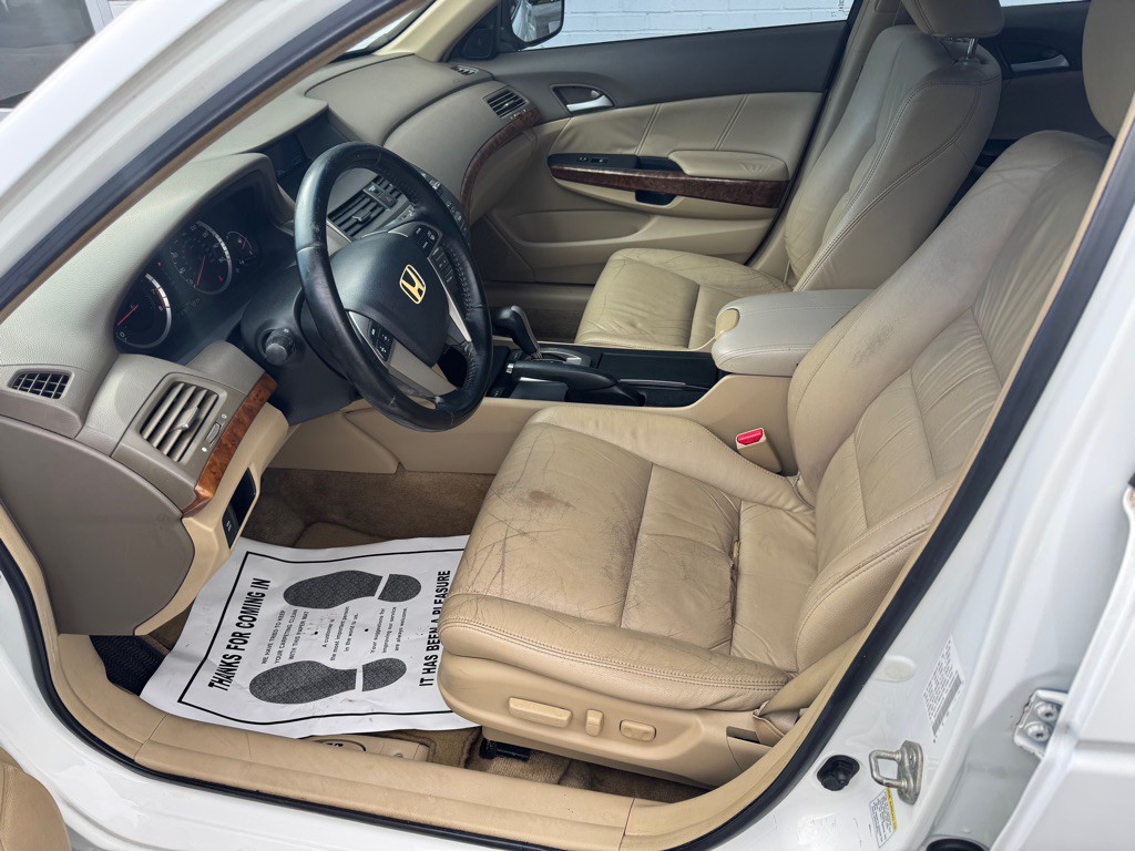 2009 Honda Accord Image 9