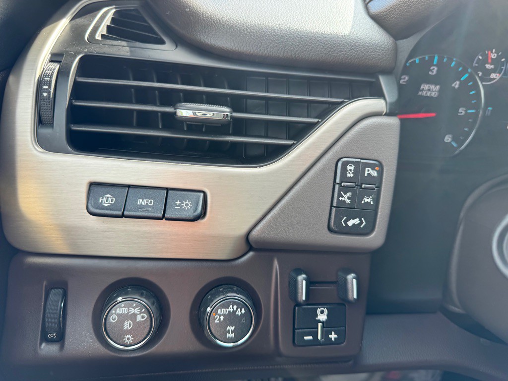2018 GMC Yukon Image 15
