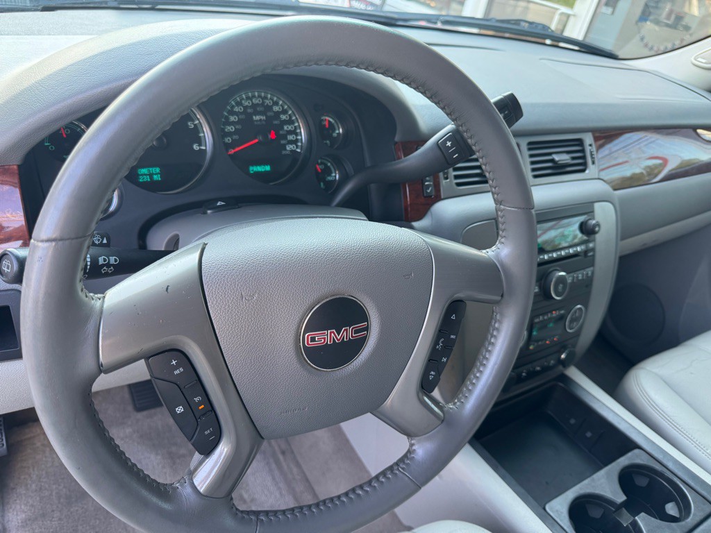 2013 GMC Yukon Image 14