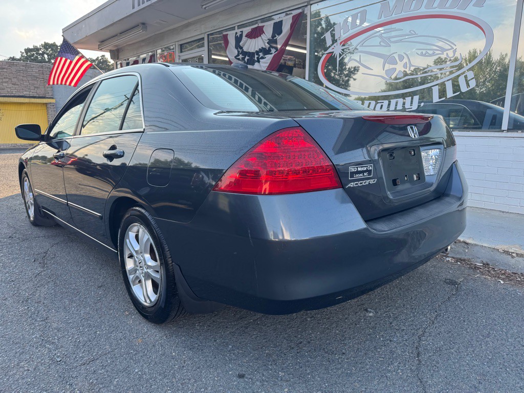 2006 Honda Accord Image 2