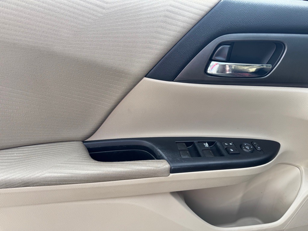 2014 Honda Accord Image 12