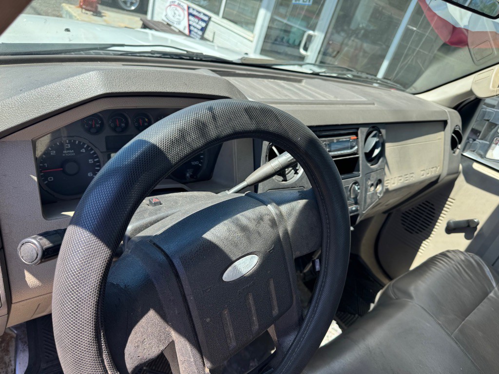 2008 Ford F-250 Image 9