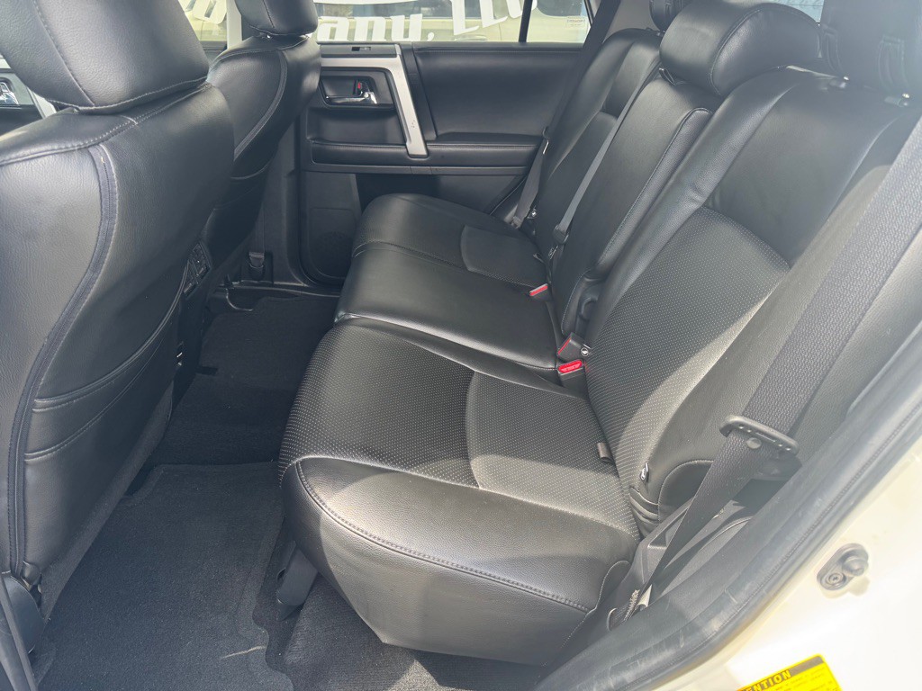 2017 Toyota 4Runner Image 14