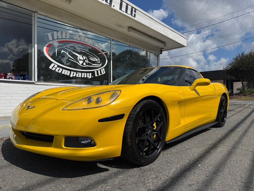 2011 Chevrolet Corvette Image 1