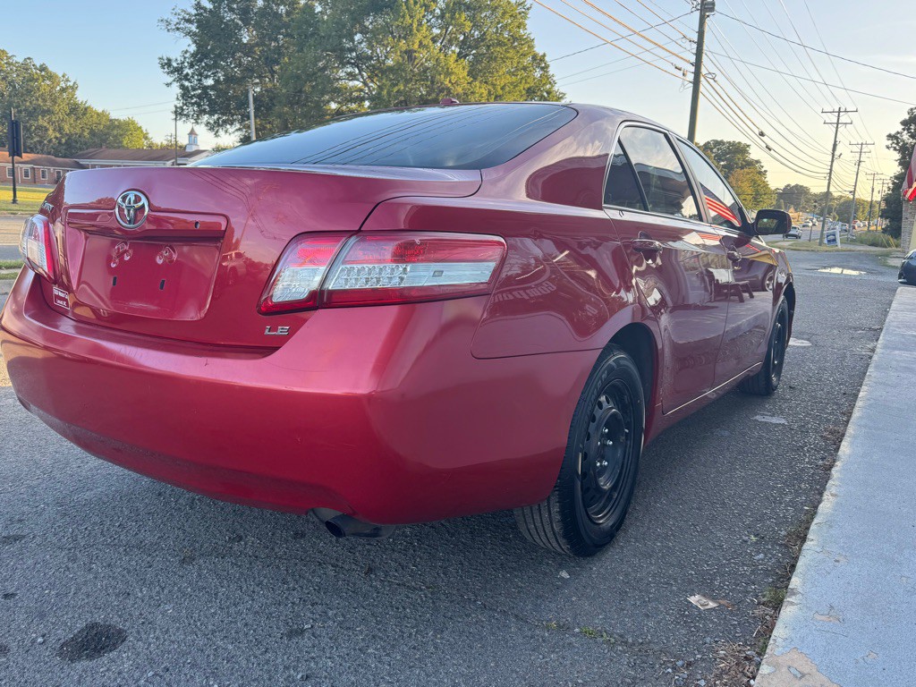 2010 Toyota Camry Image 5