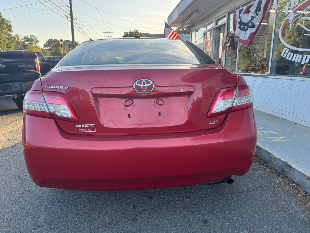 2010 Toyota Camry Image 7