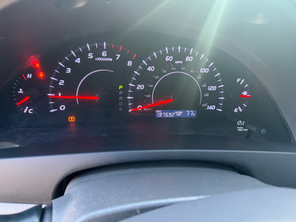 2010 Toyota Camry Image 11