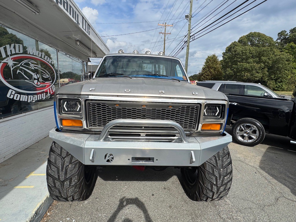 1983 Ford F-250 Image 7