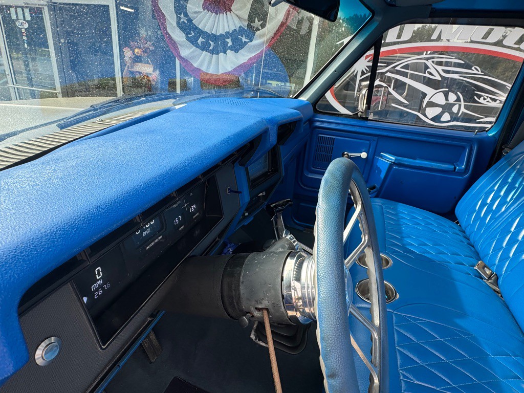 1983 Ford F-250 Image 19