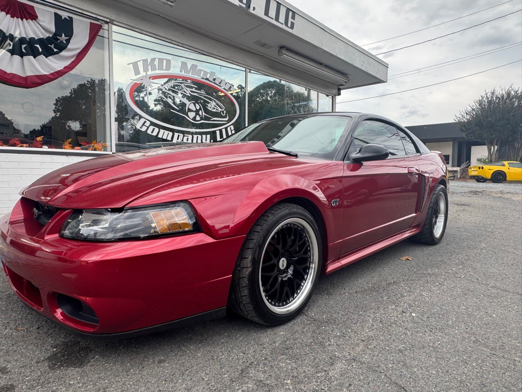 2004 Ford Mustang Image 1