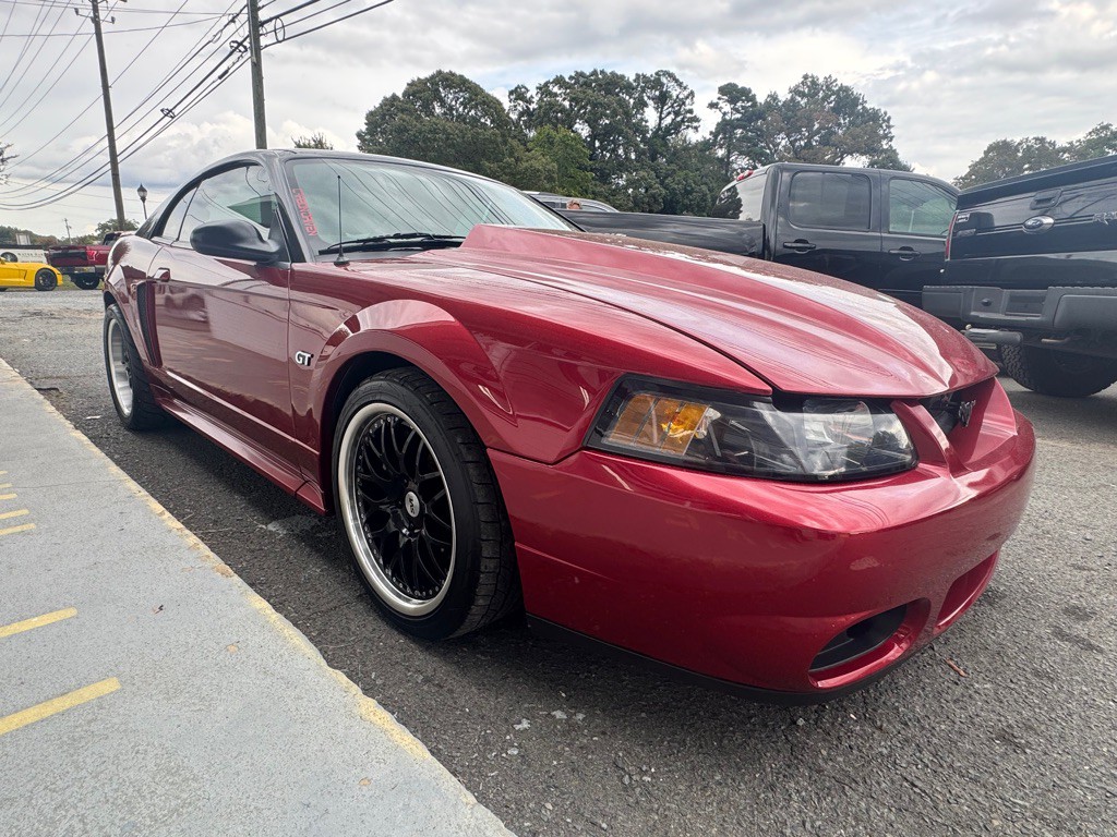 2004 Ford Mustang Image 7