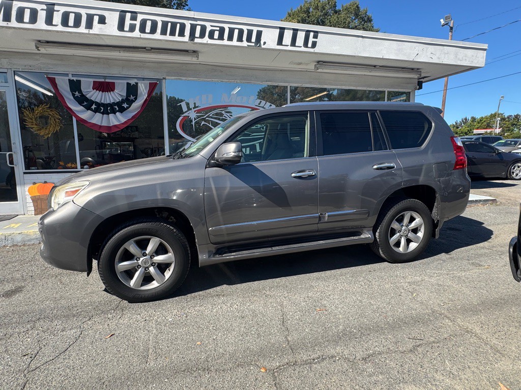 2012 Lexus GX Image 2