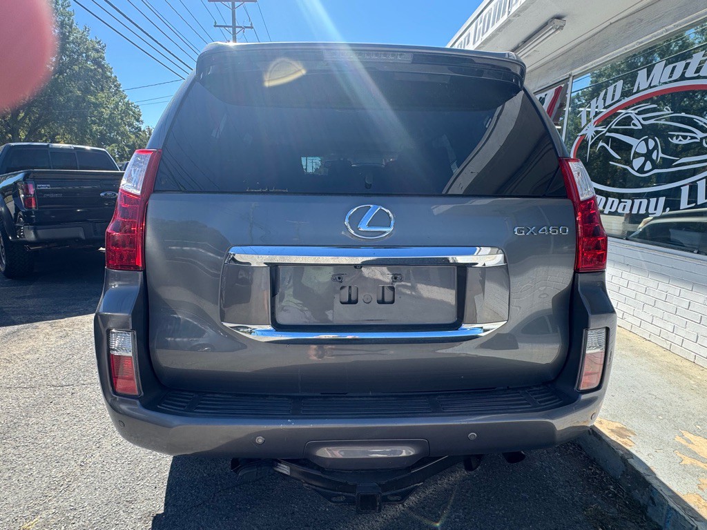 2012 Lexus GX Image 4