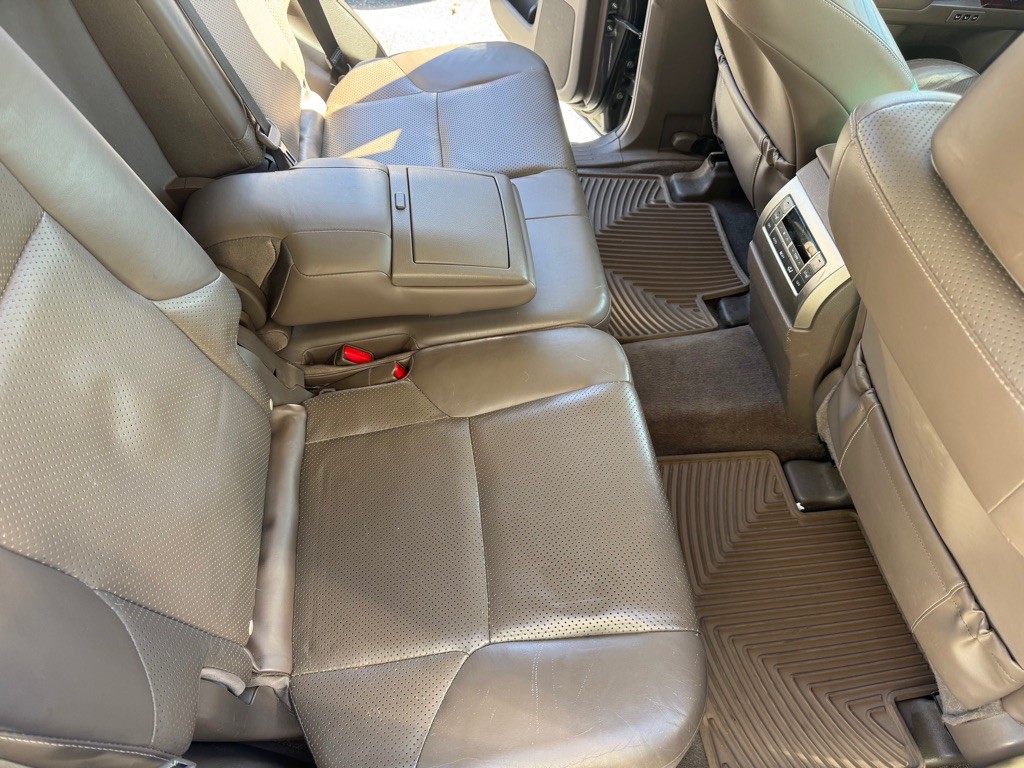 2012 Lexus GX Image 15
