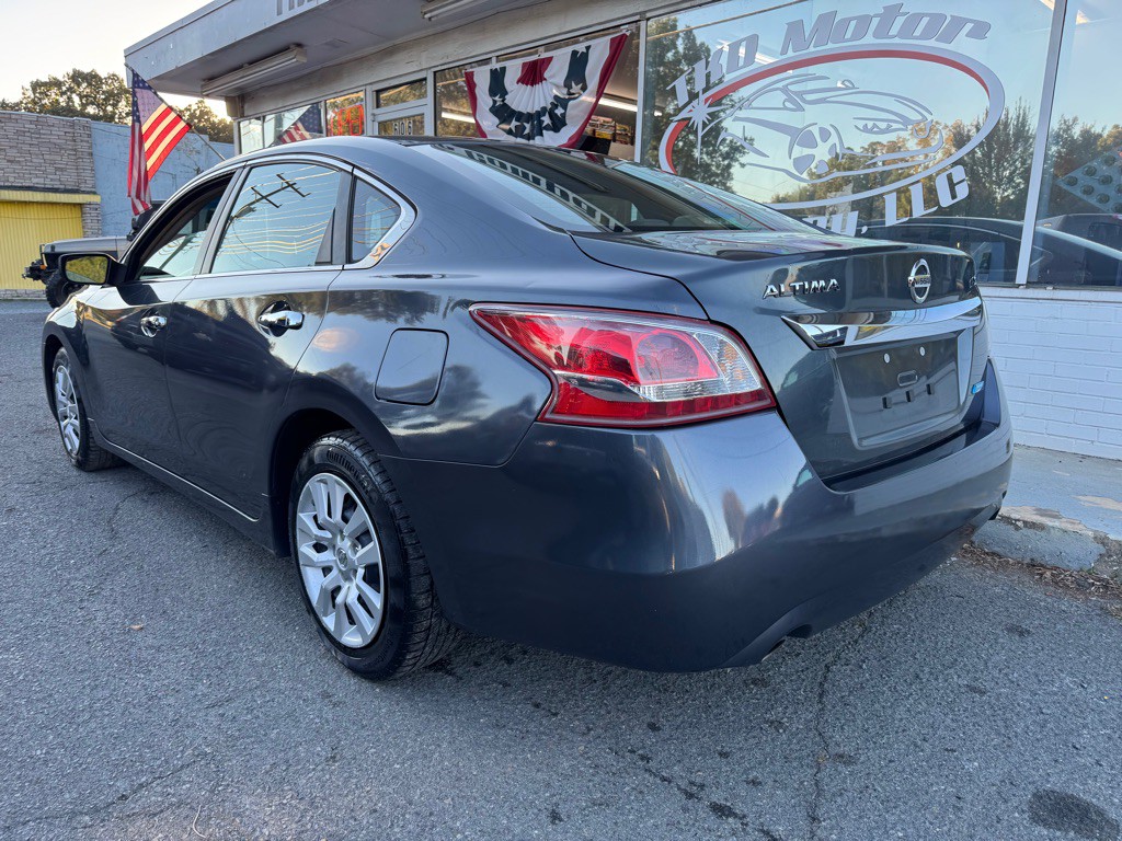2013 Nissan Altima Image 3