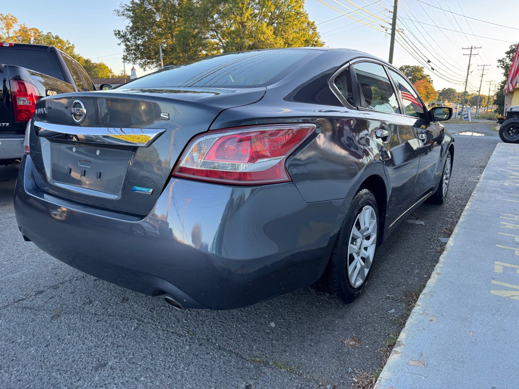2013 Nissan Altima Image 6