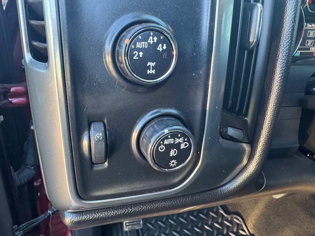 2015 Chevrolet Silverado 1500 Image 12
