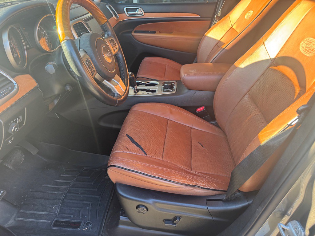 2012 Jeep Grand Cherokee Image 9