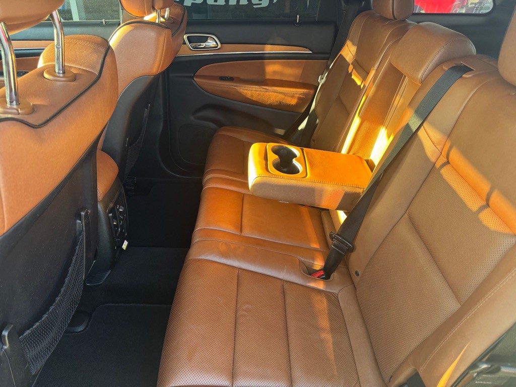 2012 Jeep Grand Cherokee Image 11