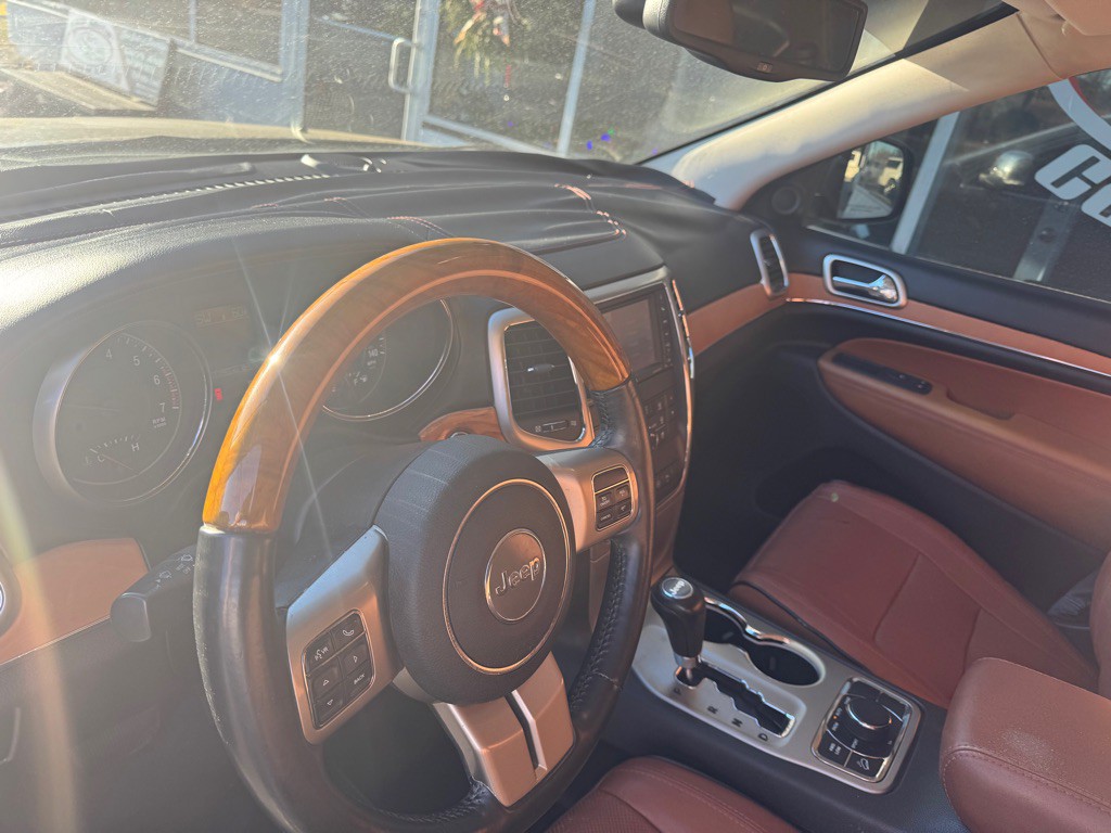 2012 Jeep Grand Cherokee Image 15