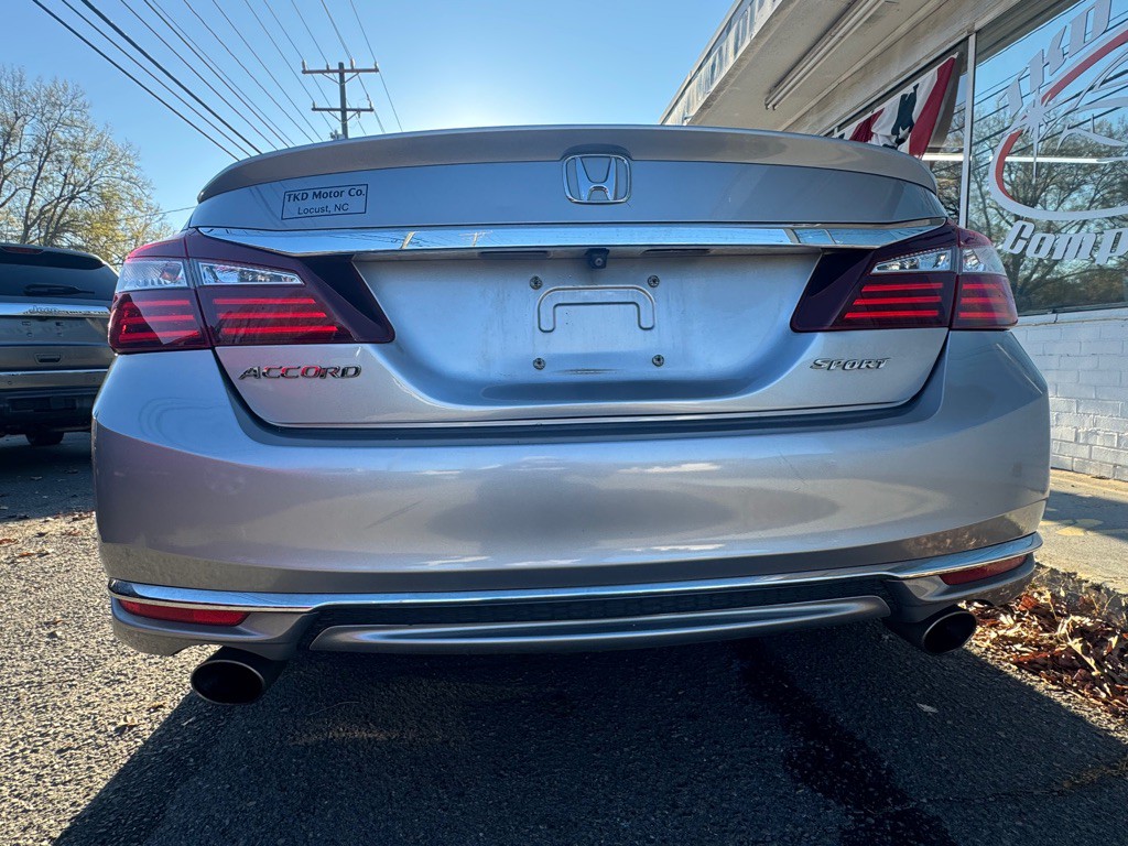 2016 Honda Accord Image 5