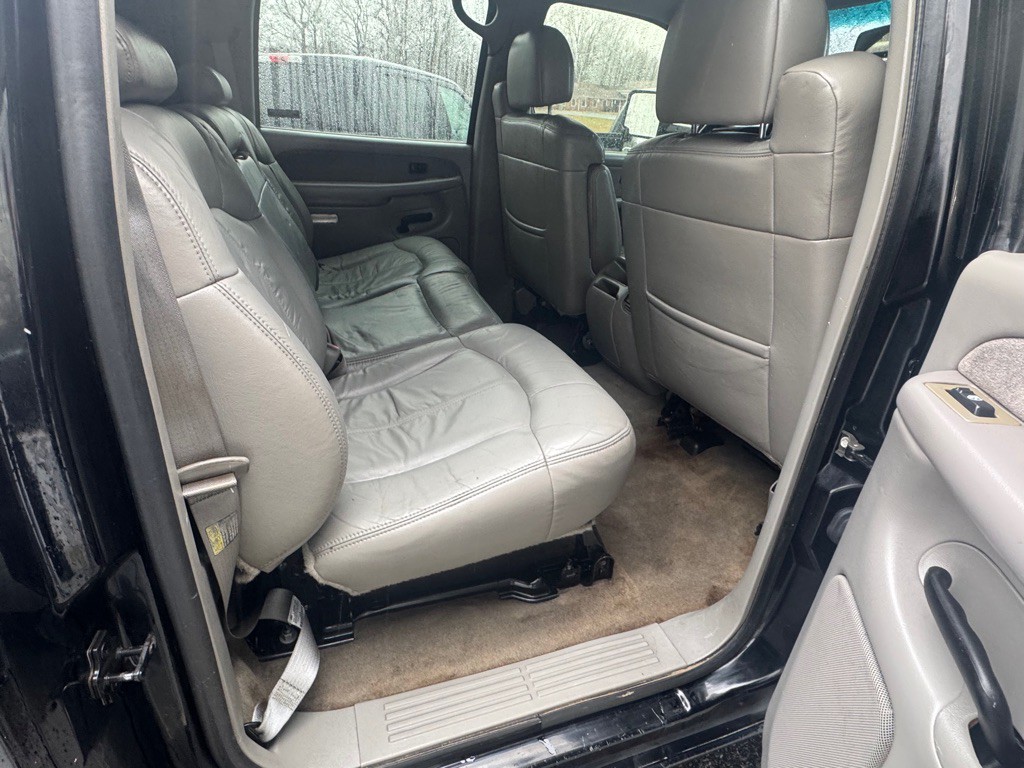 2002 Chevrolet Silverado 1500 Image 18