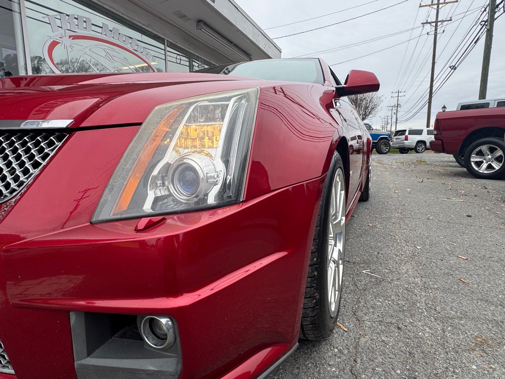 2011 Cadillac CTS Image 8