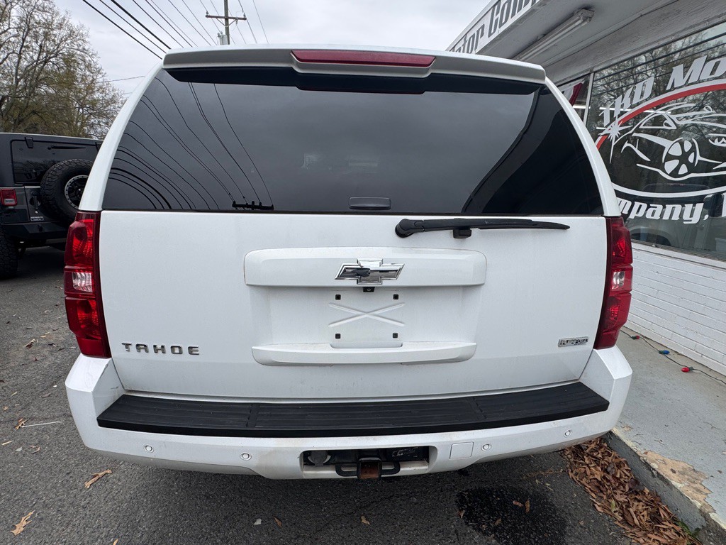 2008 Chevrolet Tahoe Image 4