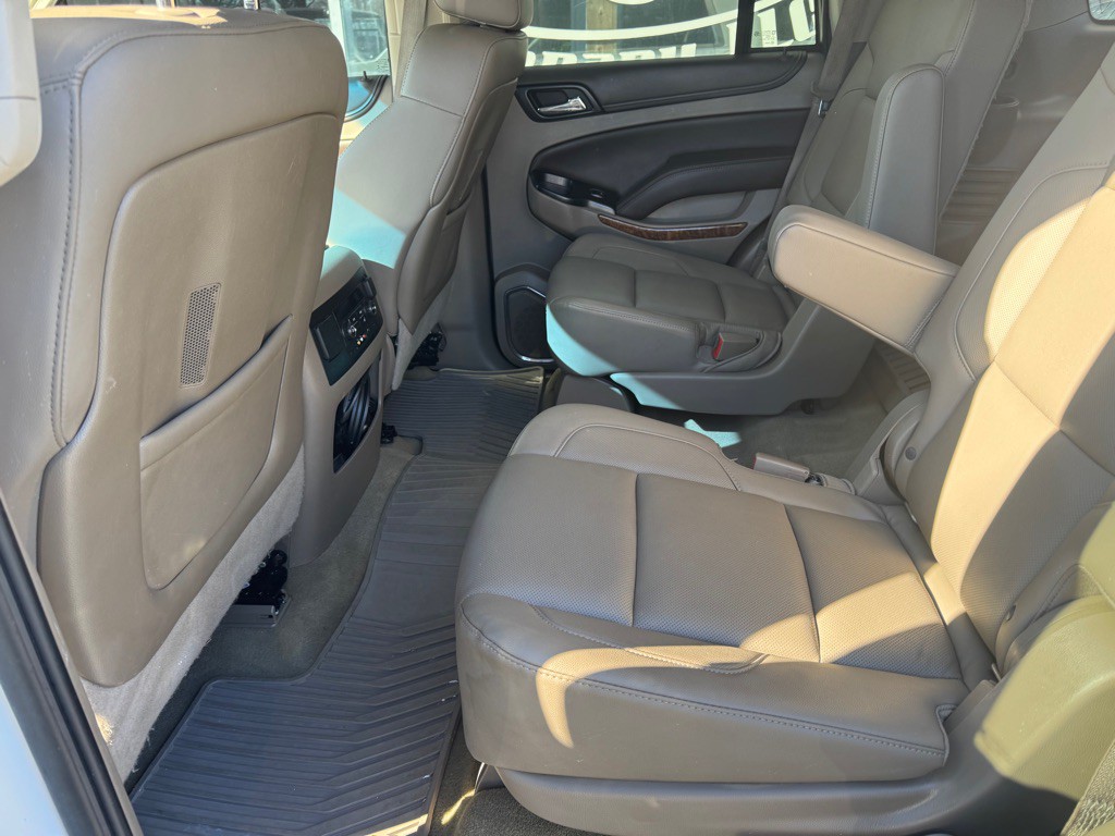 2016 Chevrolet Tahoe Image 14
