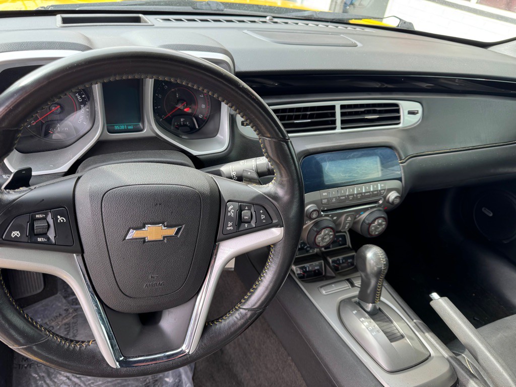 2012 Chevrolet Camaro Image 17