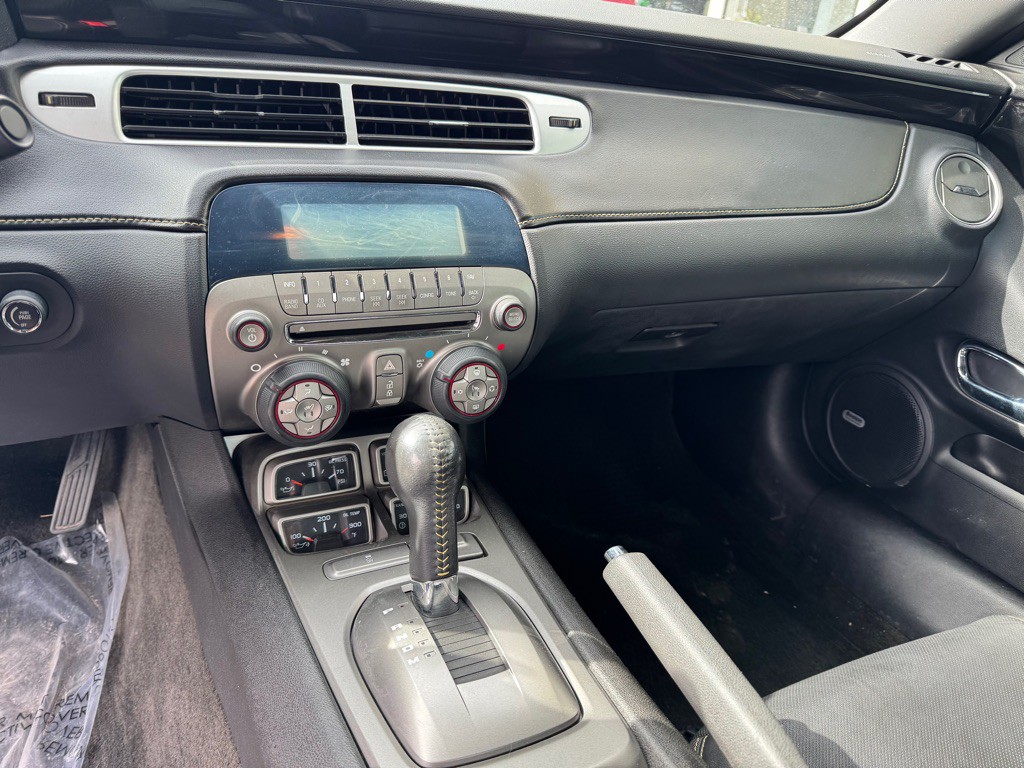 2012 Chevrolet Camaro Image 19