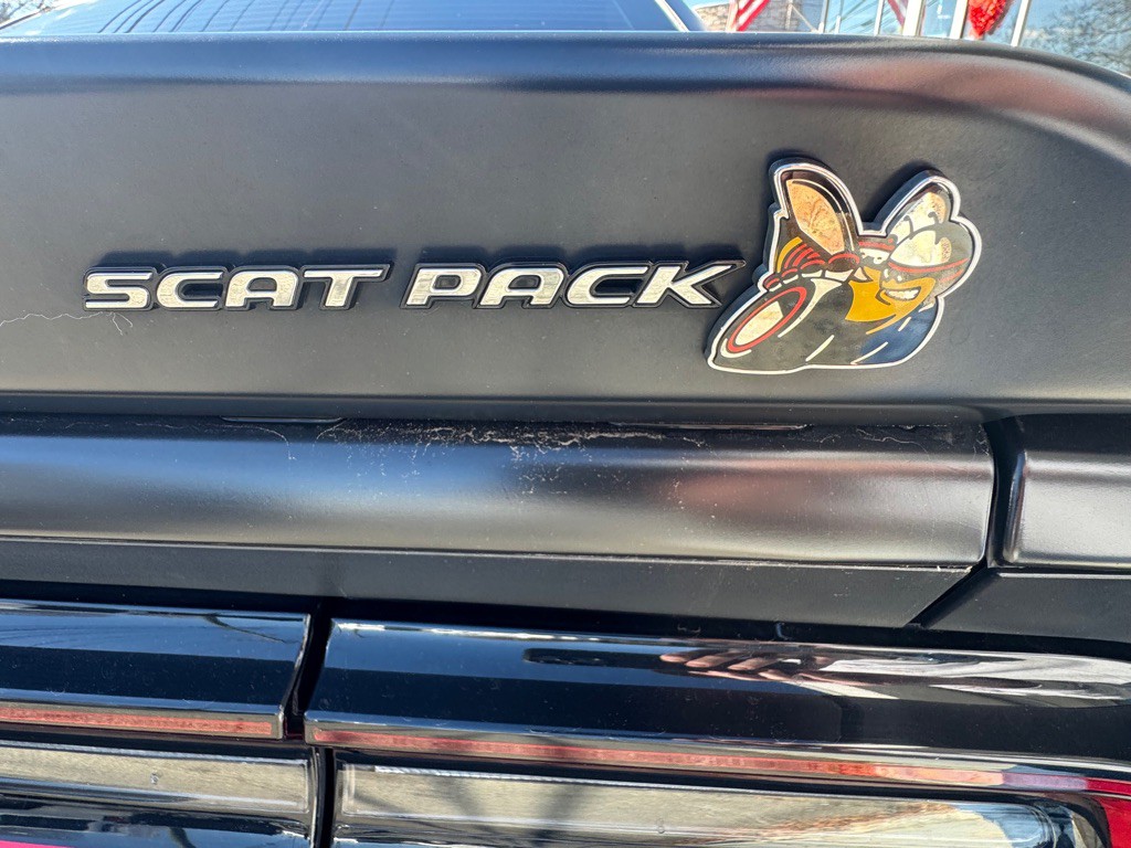 2021 Dodge Challenger Image 9