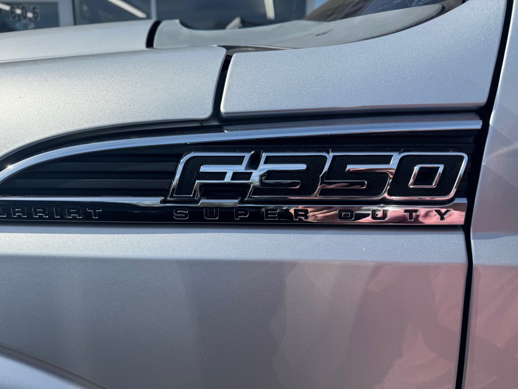 2011 Ford F-350 Image 10