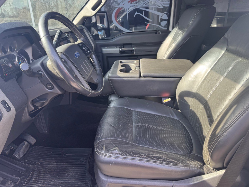 2011 Ford F-350 Image 13